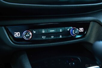 Opel Insignia 2.0 Turbo S S GS Line A/T - 17