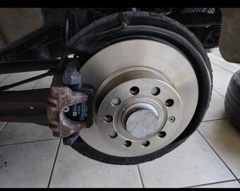 Prodám Volkswagen Golf 5 po servise, STK, v pěkném stavu - 17