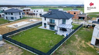 Prodej rodinného domu 221 m2 U Křížku, Vysoký Újezd - 17