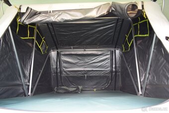 Suzuki Grand Vitara 1.6i 4X4/KŮŽE/TAŽNÉ/STAN/KLIMA - 17