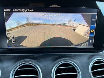 E300d 180kW LED Kamera 18" AVANDGARDE 2021 pouze 88t km - 17