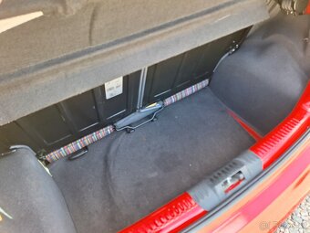 Volkswagen Fox 1.2i 40KW Servisní kniha - 17