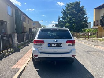 Prodám Jeep Grand Cherokee 3.0 CRD 6V Turbo 4x4 r.v.2016 - 17