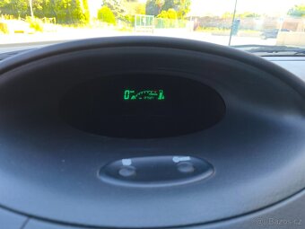Toyota Yaris 1.0 VVT-i 48kw,2xklíč,1.Maj,127tkm,Klima - 17