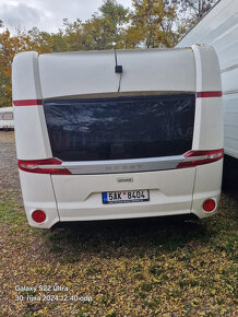 Prodám krásný velký karavan Hobby r.v. 2013 - 17
