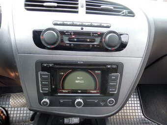 Seat Leon 1.6TDi 77kw(105hp) automat r.v.1/2011 - 17