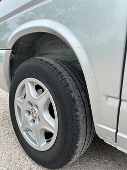 VW T4 Multivan Atlantis 2.5 TDi 1.Maj servis VW Zachovalý - 17
