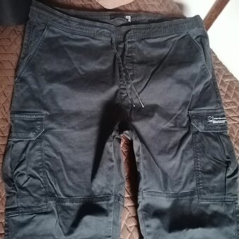 Sportovní pružné kalhoty vel.XL-XXL - 17