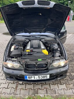 BMW E39 540i vyměním - 17