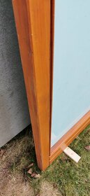 Dřevěné rámy se skly / přepážky / okenní rámy - 17