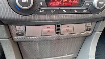 Ford Focus, 2.0i / 107KW TITANIUM - 17