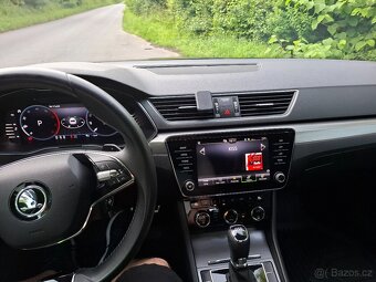 Škoda Superb 2.0 TDI 110 KW - 17