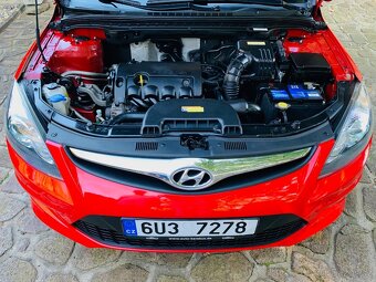 HYUNDAI i30 1.6i 93kW Nové v ČR 1 Majitel velmi pěkný - 17