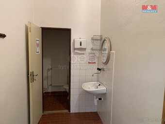 Pronájem obchod a služby v Jihlavě, ul. Jana Masaryka - 17