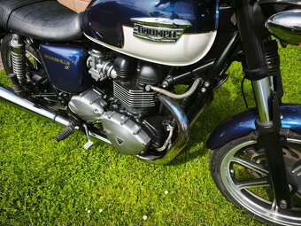 Triumph Bonneville SE (2012) TOP stav, po servisu - 17