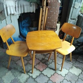 stary nabytek kresla stoly stolky zidle - 17
