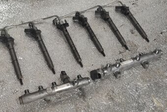 Náhradní díly Volkswagen Touareg 3.0 D / 2007 rok / - 17