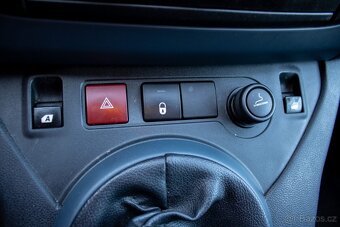 Peugeot Partner L1 1.6 HDi / AJ NA SPLATKY/ - 17