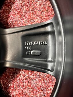 5x114,3 R17 Toyota C-HR Alu disky ORIGINÁL - 17