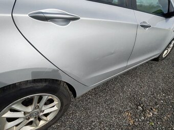 Hyundai i30 1.6 D - 17