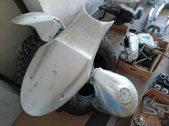 Okruhova Honda CBR 600 f4 - 17