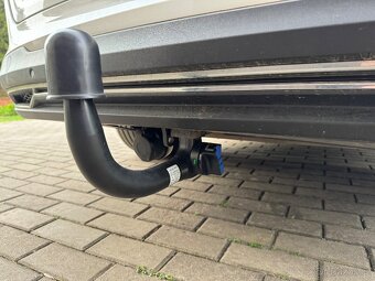 Hyundai i30 kombi 1,0 tgdi DCT Family Smart - 17