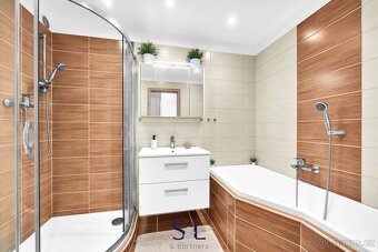 Prodej řadového domu 3+1, 82 m2, s terasou, zahradou a krásn - 17