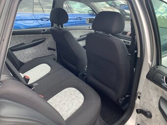 Škoda Fabia combi 1.2 12V Ambiente r.v.2004 - 17