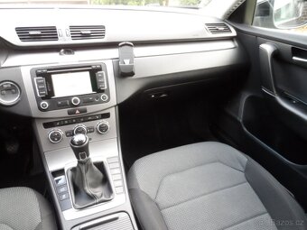 VW Passat B7 2.0 TDI 130 KW,Xenon,Navi.R.V.07/2014 Zachovalé - 17