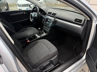 Volkswagen Passat 1,4 TSI 90kW ALU NAV 1.MAJITEL COMBI - 17