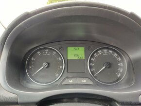 Škoda Roomster 1.2tsi DSG 77kw automat tažné vyhř.sedačky - 17