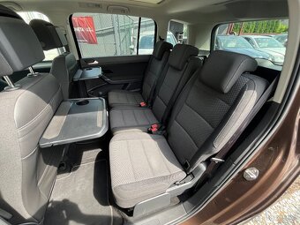 VW Touran 1.6 TDi Navigace, P+Z Senzory - 17