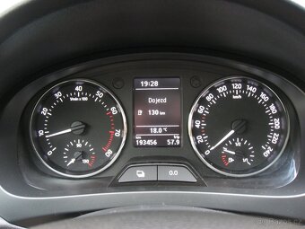 Škoda Rapid 1.2i TSI 105PS Ambition Sport - 17