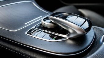 Mercedes-Benz E trieda Kombi 350 d A/T - 17