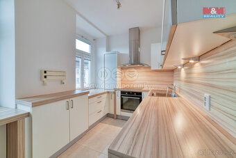 Prodej bytu 3+1, 92 m², Mariánské Lázně, ul. Hlavní třída - 17