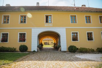 Objekt bývalého statku Český Krumlov, 5 km stranou - 17