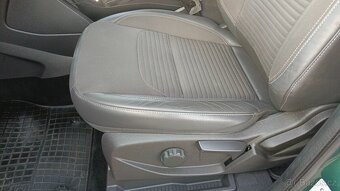 Ford Kuga 2.0 TDCI 110KW - 17