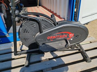Eliptický trenažér ORBITREK sport s displejem - 17