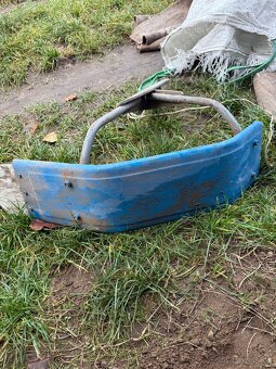 Díly na traktor - 17