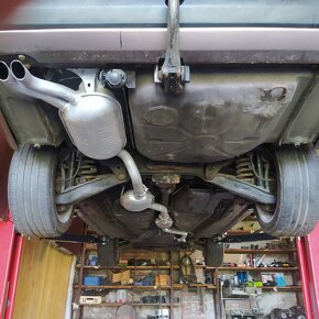 Mercedes Benz w124 300 D - 17