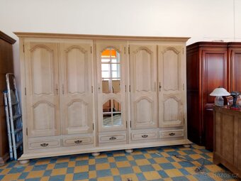 KRÁSNÁ KOMPLETNÍ BELGICKÁ DUBOVÁ LOŽNICE - 17
