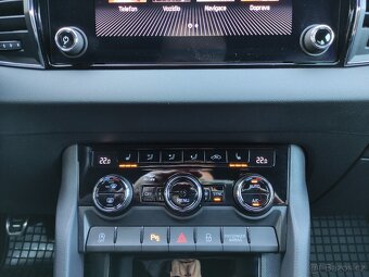 Škoda Karoq SPORTLINE FullLED ACC NAVI KAMERA - 17