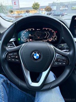 BMW 530e. 215 kW . 140000 km. - 17