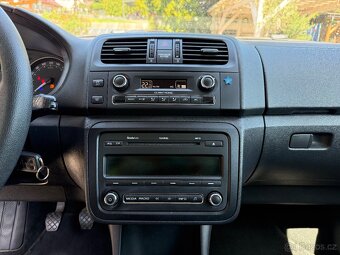 ŠKODA FABIA 2011 1.4i 16v AMBIENTE 152.000km FACELIFT - 17