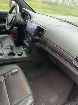 Jeep Grand Cherokee - 17