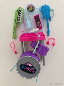 Barbie povolání a volný čas (panenky a herní sety) - 17