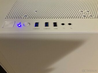 (prodáno) Montech AIR 100 White V4 PC - 17