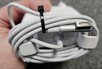 Apple GISSARAL GISAC65-SP4 65W , USB rozbočovače,klávesnice - 17
