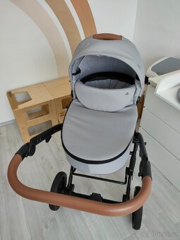 Kombinovaný kočárek Junama Space - 17