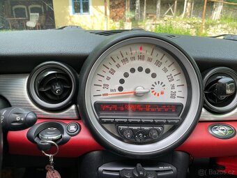 Mini Cooper Cabrio 1.6 D - 17